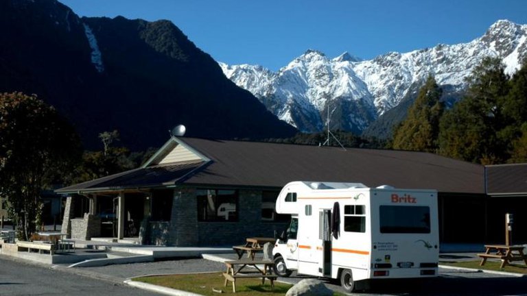 Fox Glacier Top 10 Holiday Park