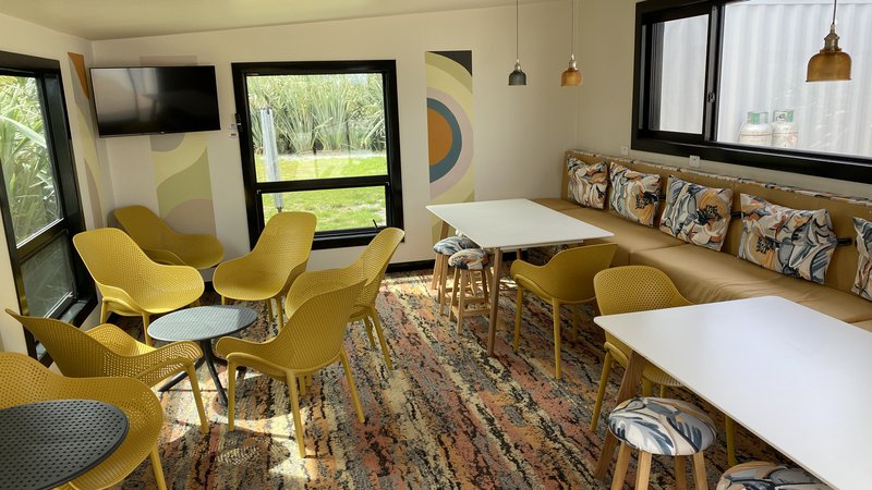 Amenities Lounge.jpg