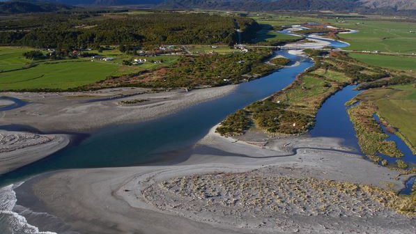 Arahura Greenstone Tours