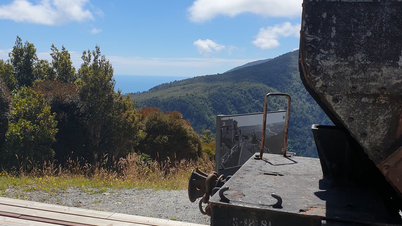 Coal cart.jpg