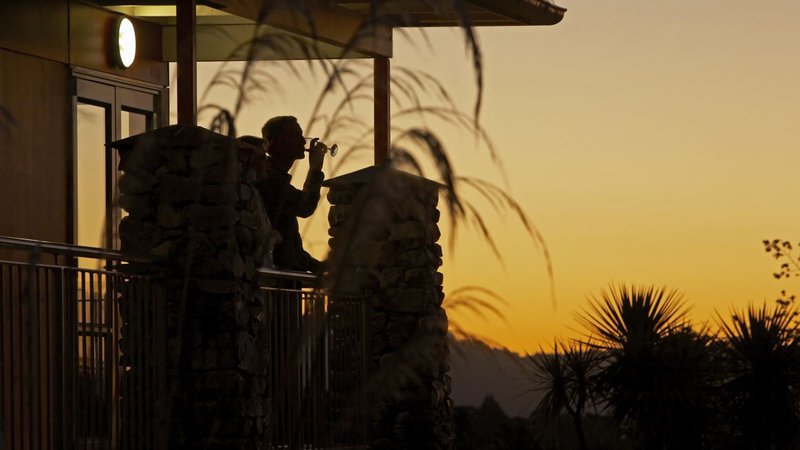 Distinction Hotel Fox Glacier - sunset wine