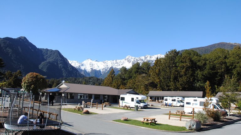 Fox Glacier Top 10 Holiday Park