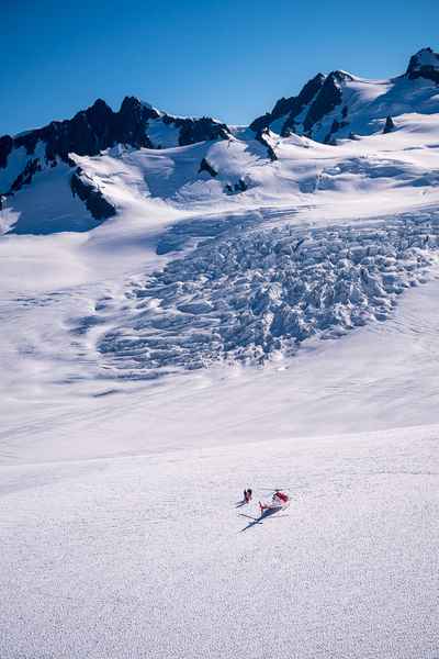 Glacier long shot - 1684
