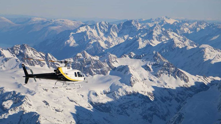 Heliservices-NZ-Franz-Josef.JPG