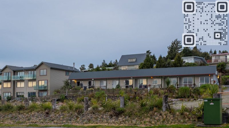 Hotel Lake Brunner