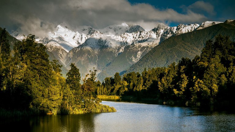 Lake Matheson Fox Glacier Country1.jpg