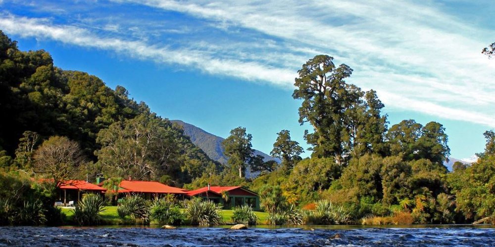 Wilderness Lodge Lake Moeraki