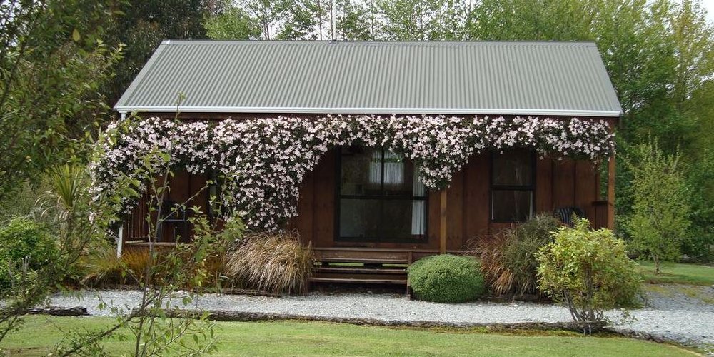 Lake Brunner Country Motel & Holiday Park