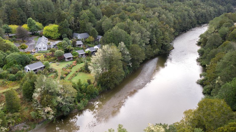 MaruiaRiverRetreat_Estate_DroneShot.jpg