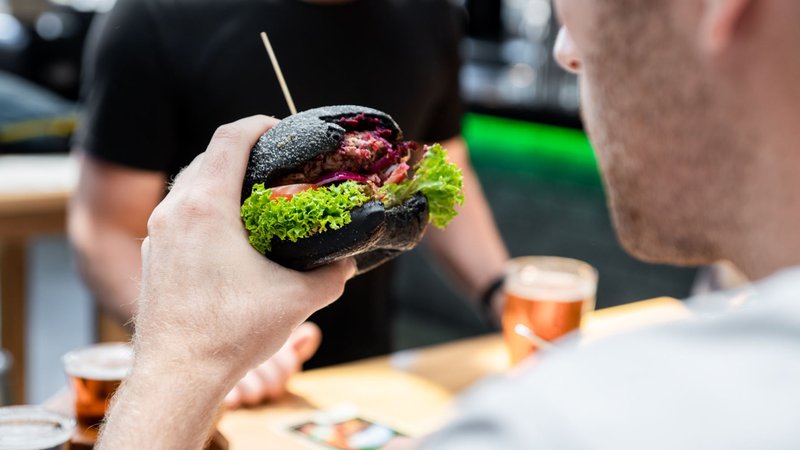 Monteiths-Brewing-Co-food.JPG