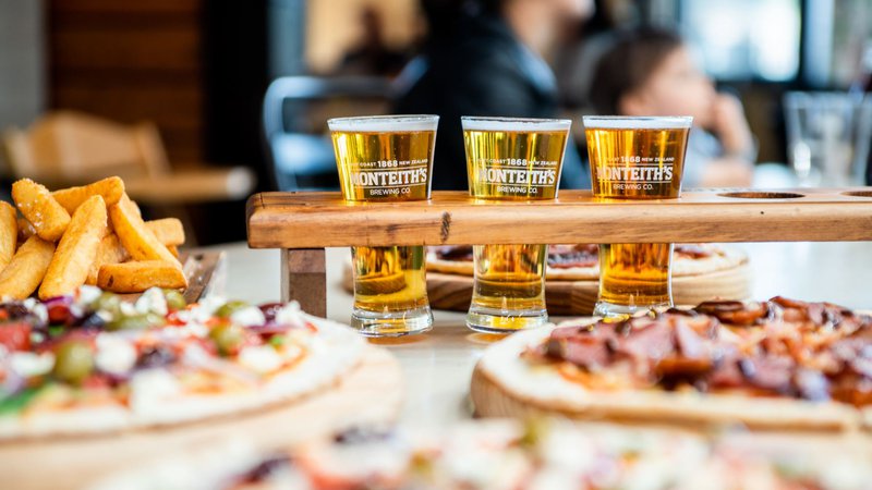 Monteiths-Brewing-Co-food2.JPG