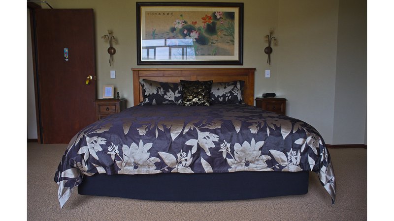 Oak Lodge2.jpg