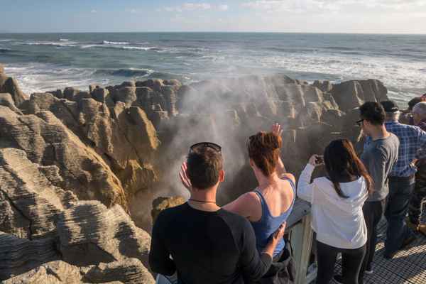 Pancake Rocks and Blowholes New Zealand - 0943