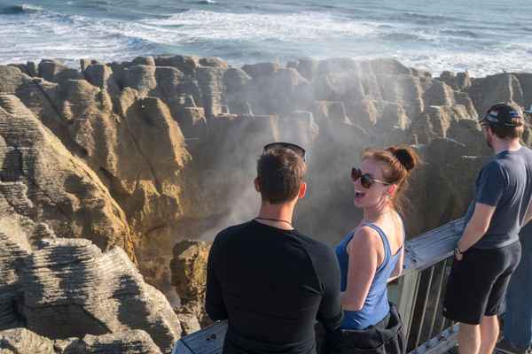 Pancake Rocks and Blowholes - 0920