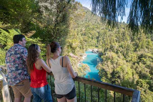Overlooking Hokitika Gorge
