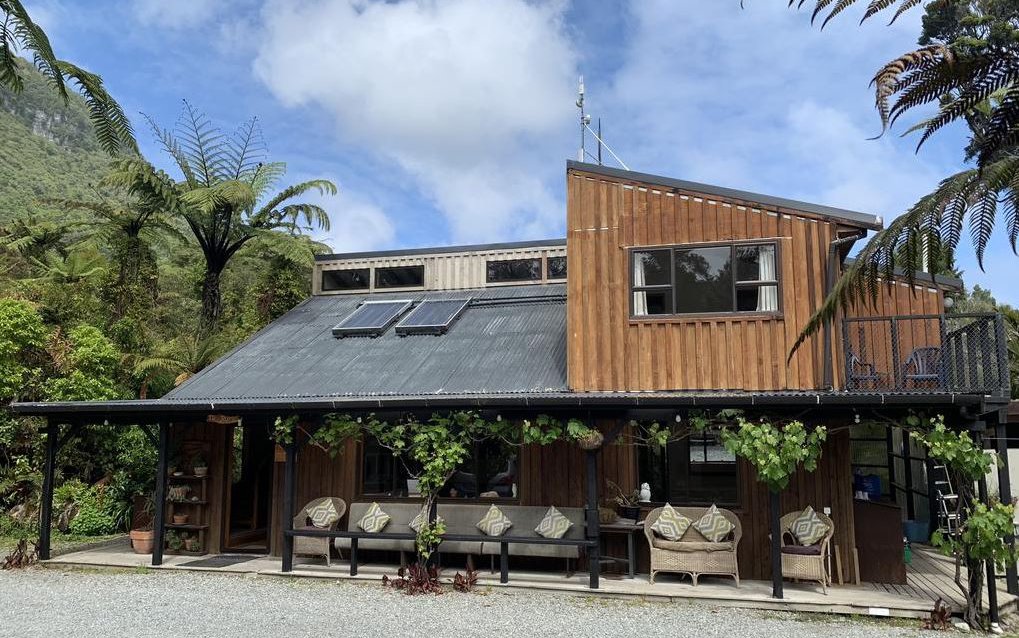 Te Nikau Retreat.JPG