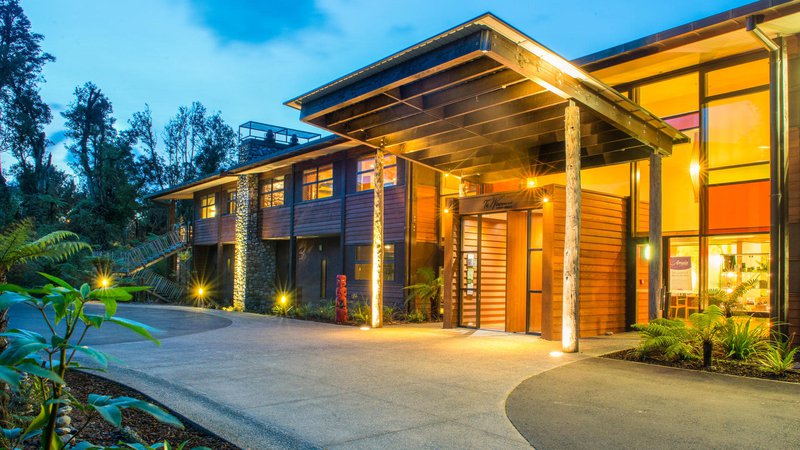 Te Waonui Forest Retreat.jpg