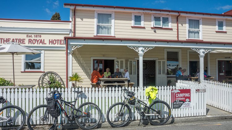 Theatre-Royal-Hotel-Cyclists.jpg