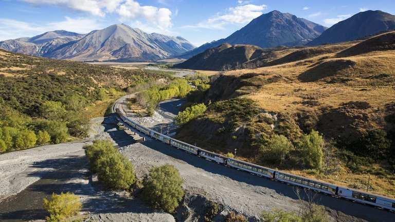 Tranz Alpine Views
