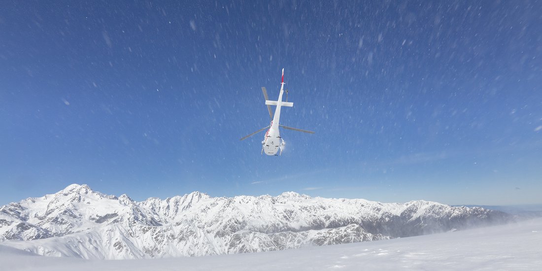 Vantage Helicopters takes off from snow landing (4858) (1).jpg