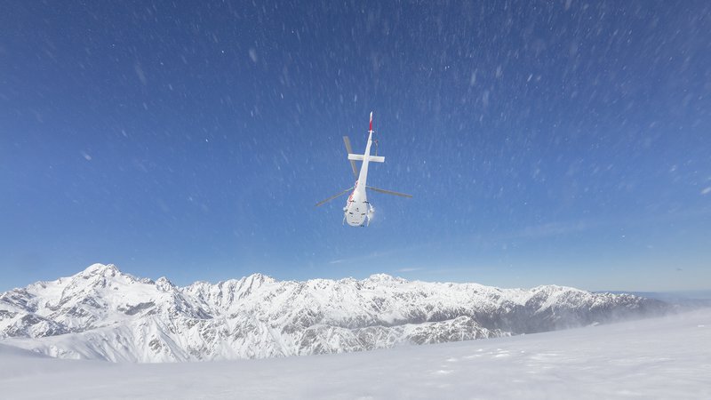 Vantage Helicopters takes off from snow landing (4858) (1).jpg