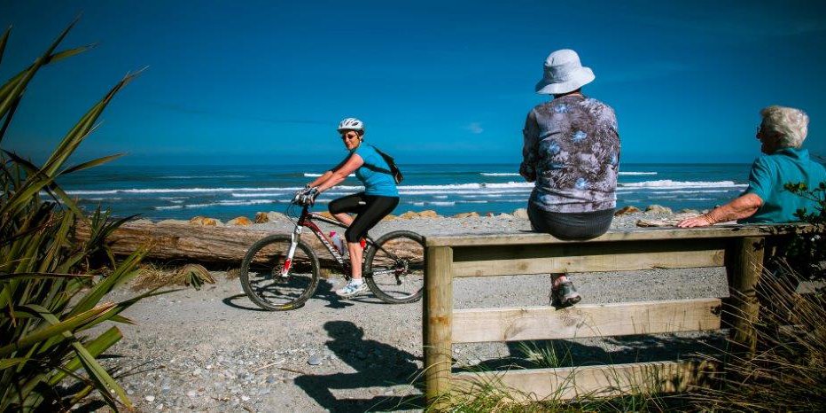 Greymouth, Tasman Sea