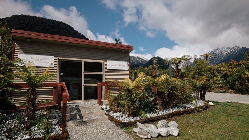 Waiho Hot Tubs Franz Josef-4.jpg