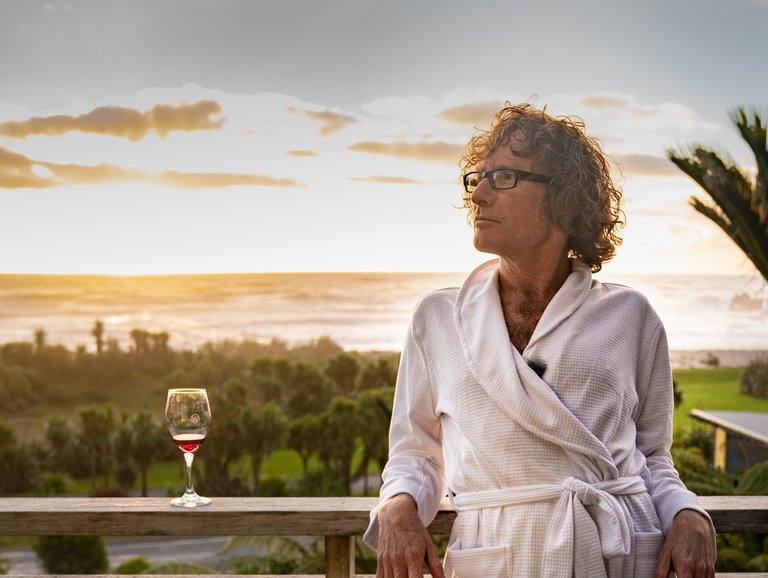 Te Radar relaxes at Punakaiki Resort