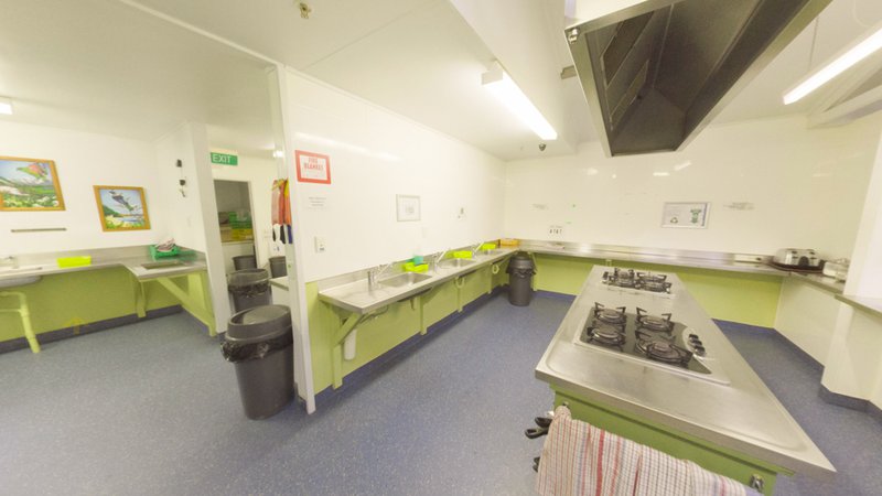 YHA Franz Josef - interior - kitchen 1 - 2015 DGStills.jpg