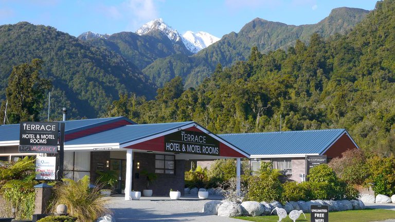 terrace-Motels-Exterior.jpg
